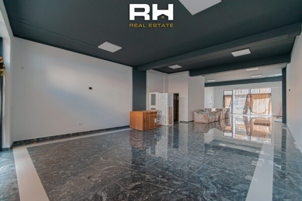 Lokal 130m² me #QIRA në Emshir