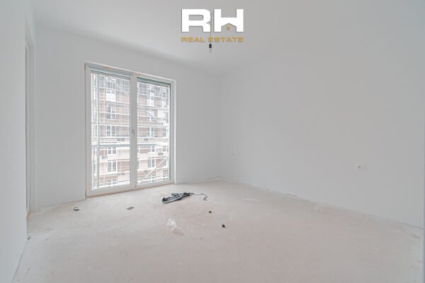 Banesa 93.5m² në #SHITJE në Veternik