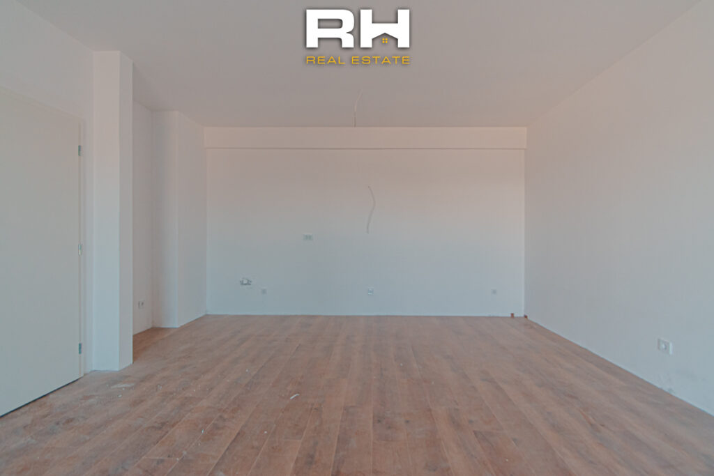 Banesë 90.8m² për SHITJE te Rruga A