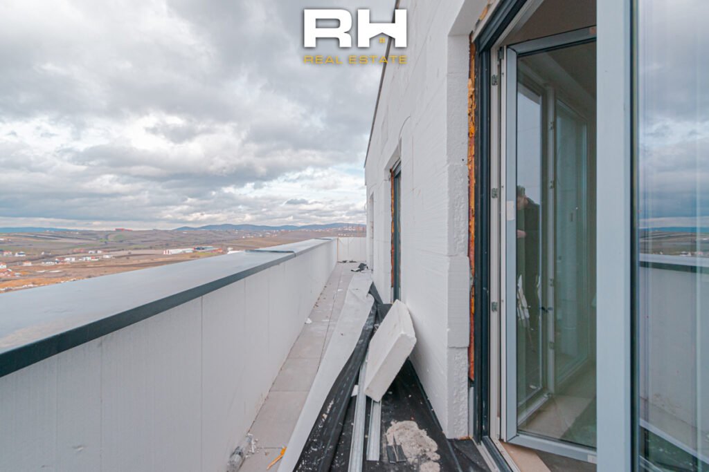 Penthouse 165m² + 40m² në SHITJE në Dragodan / Arbëri