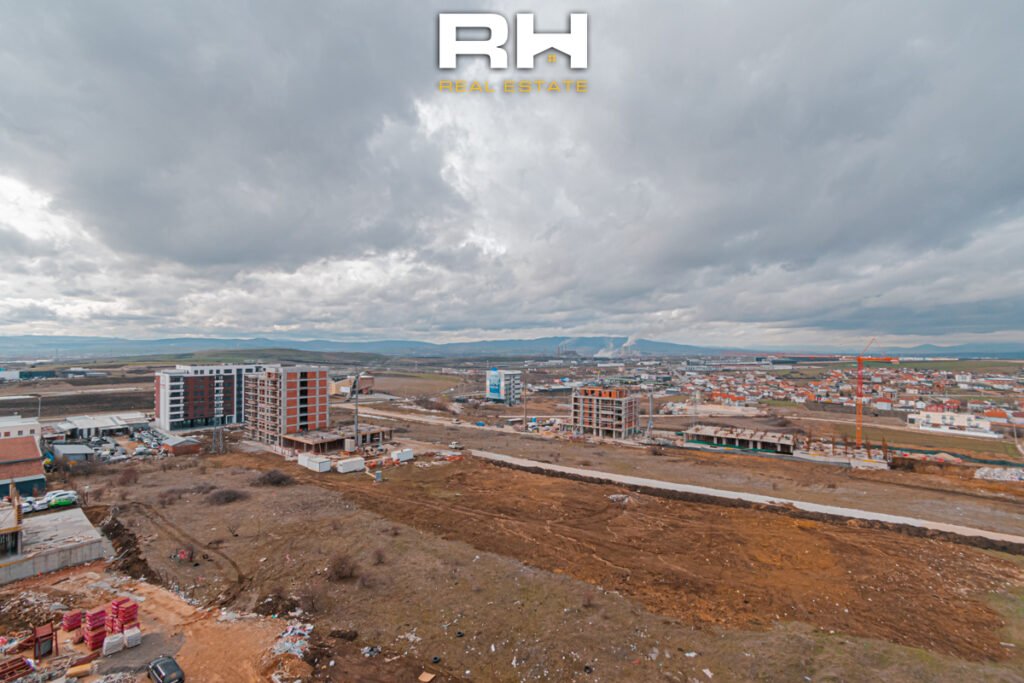 Penthouse 165m² + 40m² në SHITJE në Dragodan / Arbëri
