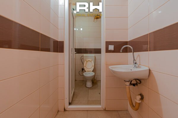 Lokal 300m² me #QIRA në Emshir