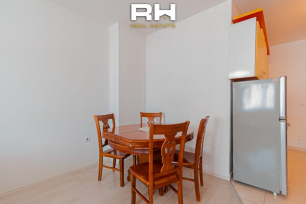 Banesë 76m² me #QIRA në Bregun e Diellit