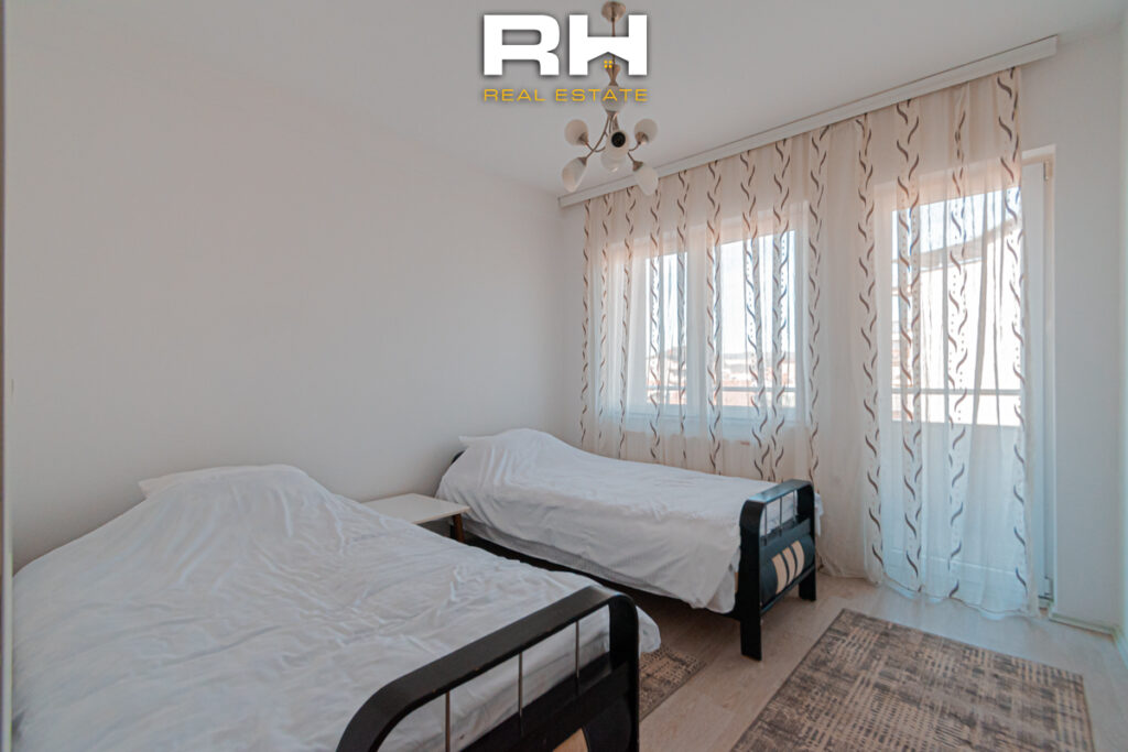 Banesë 76m² me #QIRA në Bregun e Diellit