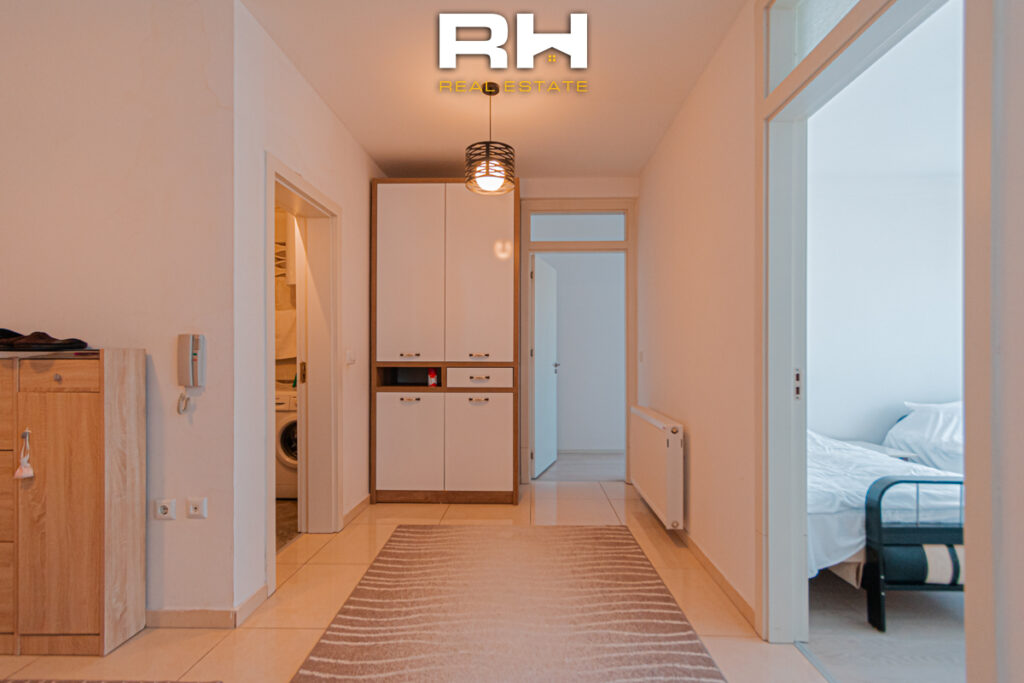 Banesë 76m² me #QIRA në Bregun e Diellit