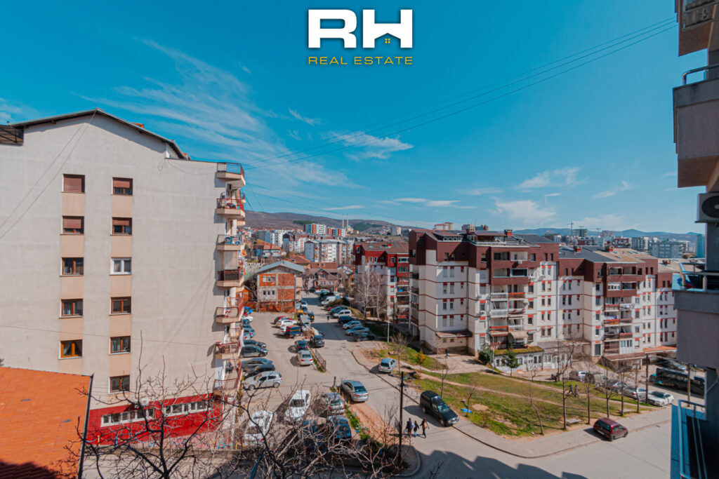 Banesë 76m² me #QIRA në Bregun e Diellit