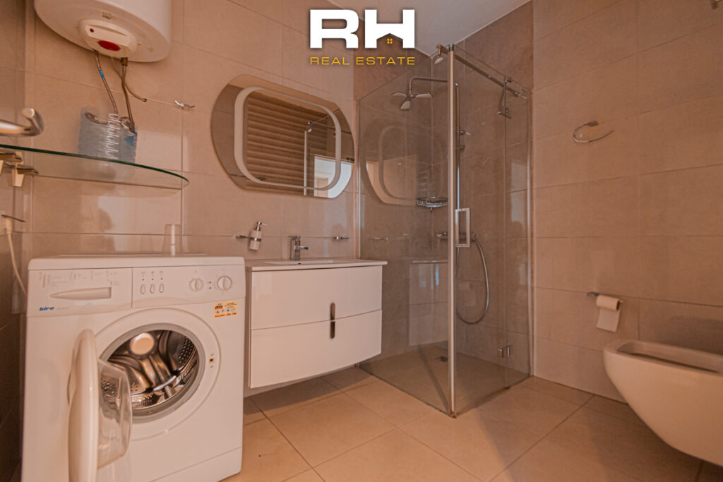 Banesë – Zyre 180m² + 120m² me #QIRA në Lagjen e Spitalit