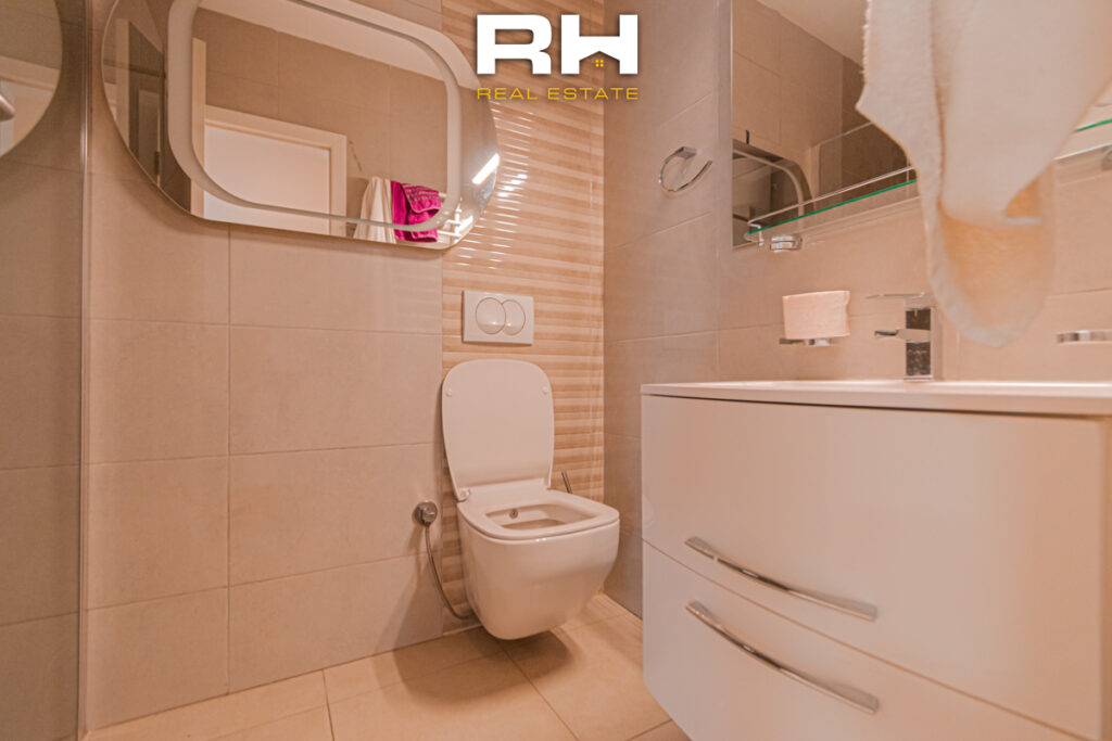 Banesë – Zyre 180m² + 120m² me #QIRA në Lagjen e Spitalit