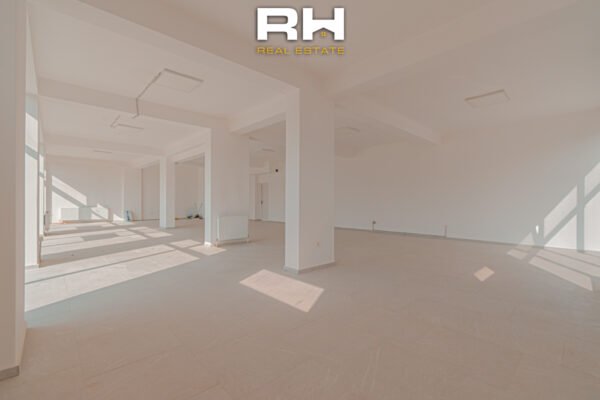 Lokal 170m² + 80m² me #QIRA në Lagjen e Spitalit