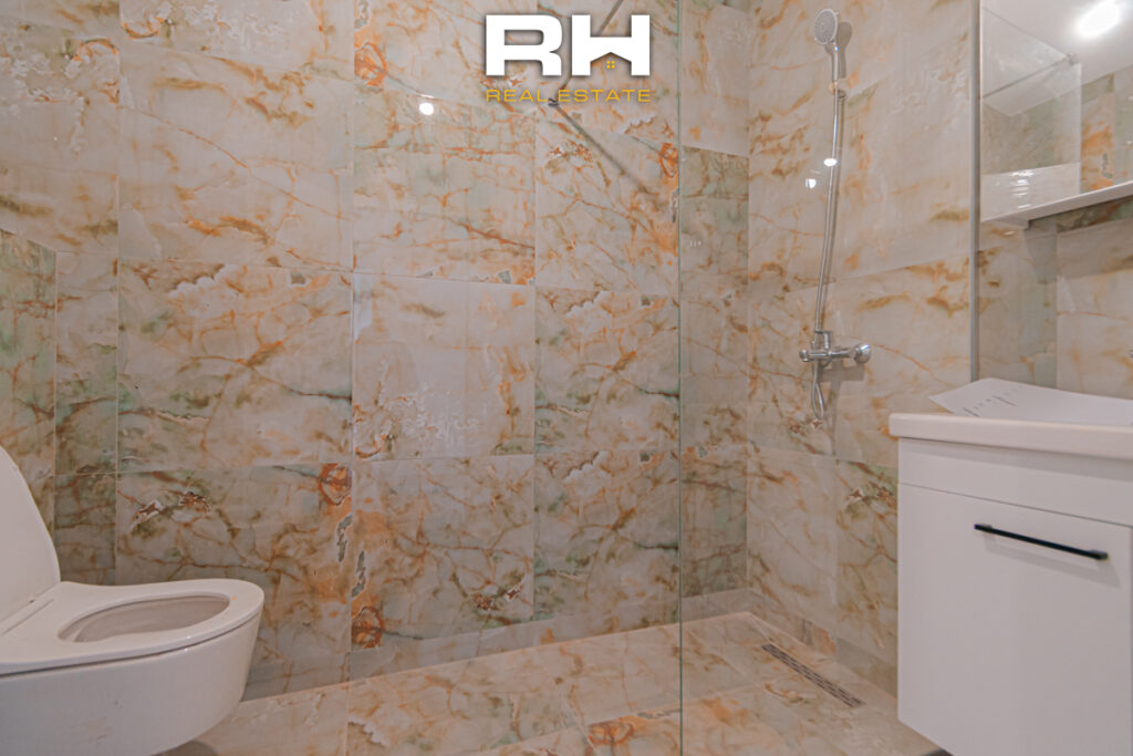 Banesë – Zyre 61m² me #QIRA në Mati 1