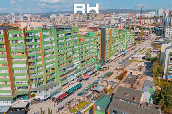 Lokal 361m² në #SHITJE në Dardani