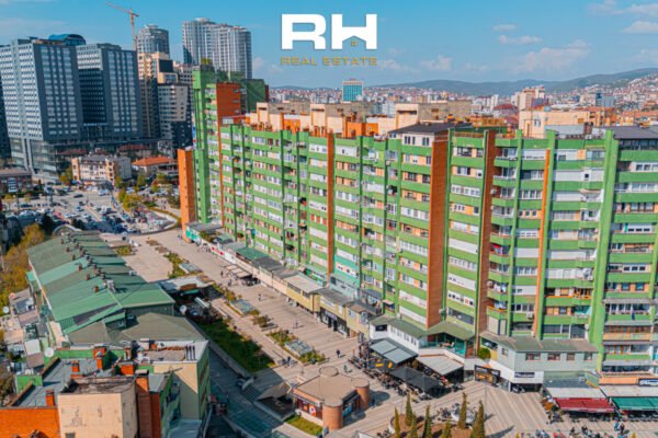 Lokal 361m² në #SHITJE në Dardani