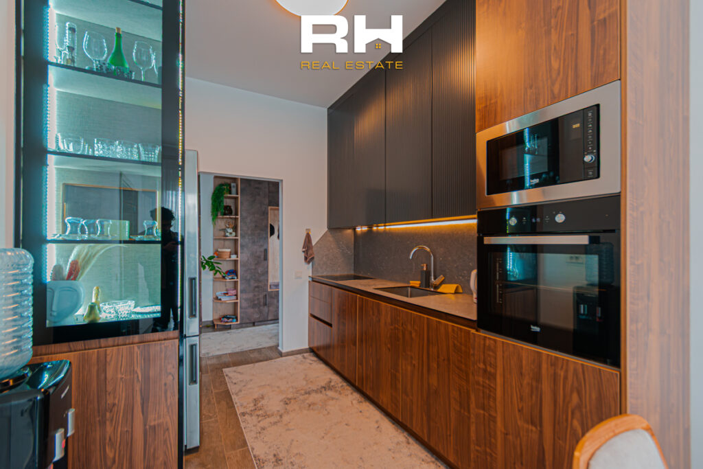Shtëpi 280m² në SHITJE në Lagjen Qëndresa, Çagllavicë