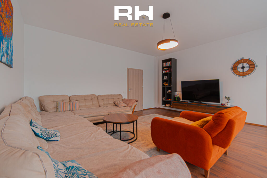 Shtëpi 280m² në SHITJE në Lagjen Qëndresa, Çagllavicë