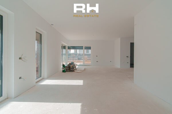 Shtëpi 259m² në #SHITJE në Çagllavicë