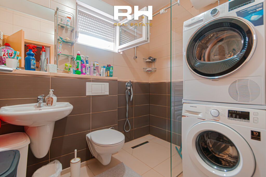 Banesë 94m² me #QIRA në Emshir