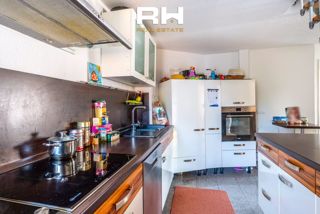Shtëpi 196.39m² në SHITJE në Schwenningen, Gjermani