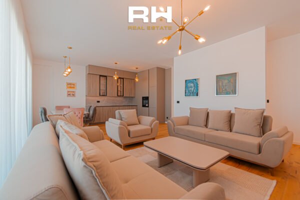 Banesë – Terracier 120m² + 55m² me #QIRA në Marigona Hill