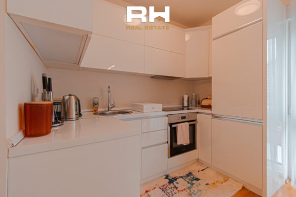 Banesë 75m² me #QIRA te Rruga C