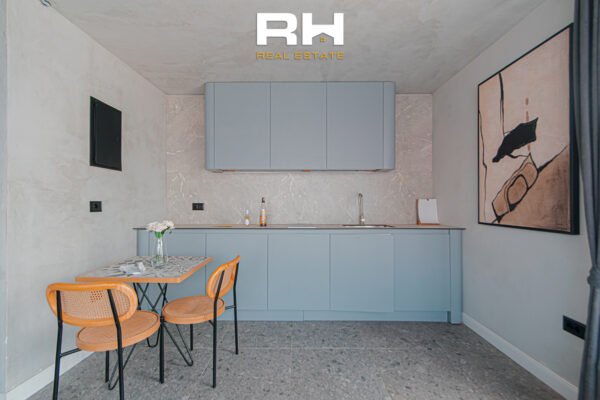 Banesë 40m² + 60m² me #QIRA në Qendër