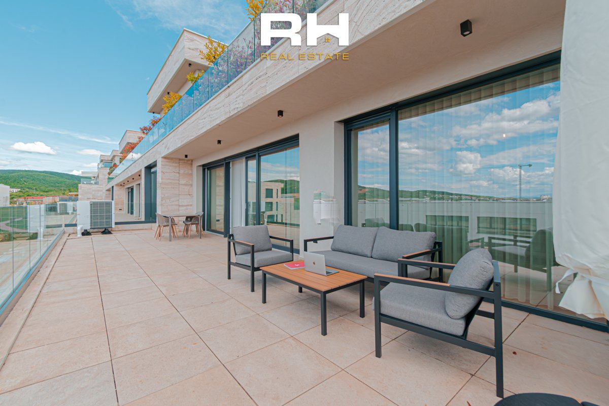 Apartment – Terrace 120m² + 55m² for #rent in marigona hill