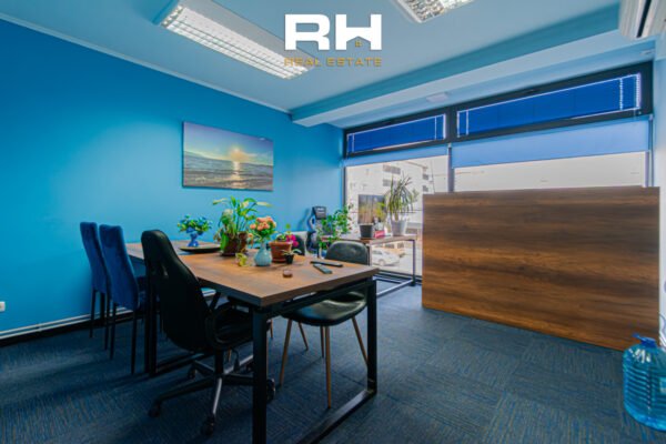 Zyre 80m² me #QIRA në Ulpianë