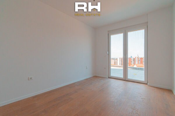 Zyre 114m²+80m² me #QIRA te Prishtina e Re