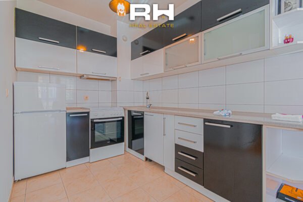 Banesë 54m² në #SHITJE në Emshir