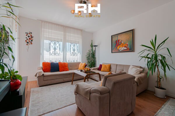 Banesë 65m² me #QIRA te Rruga C