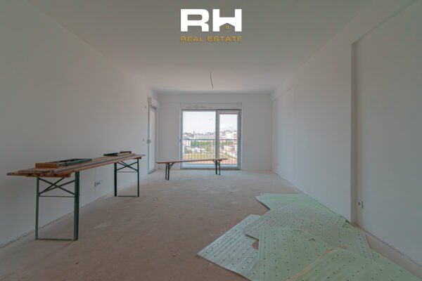Banesë 66.6m² për #SHITJE te Rruga A