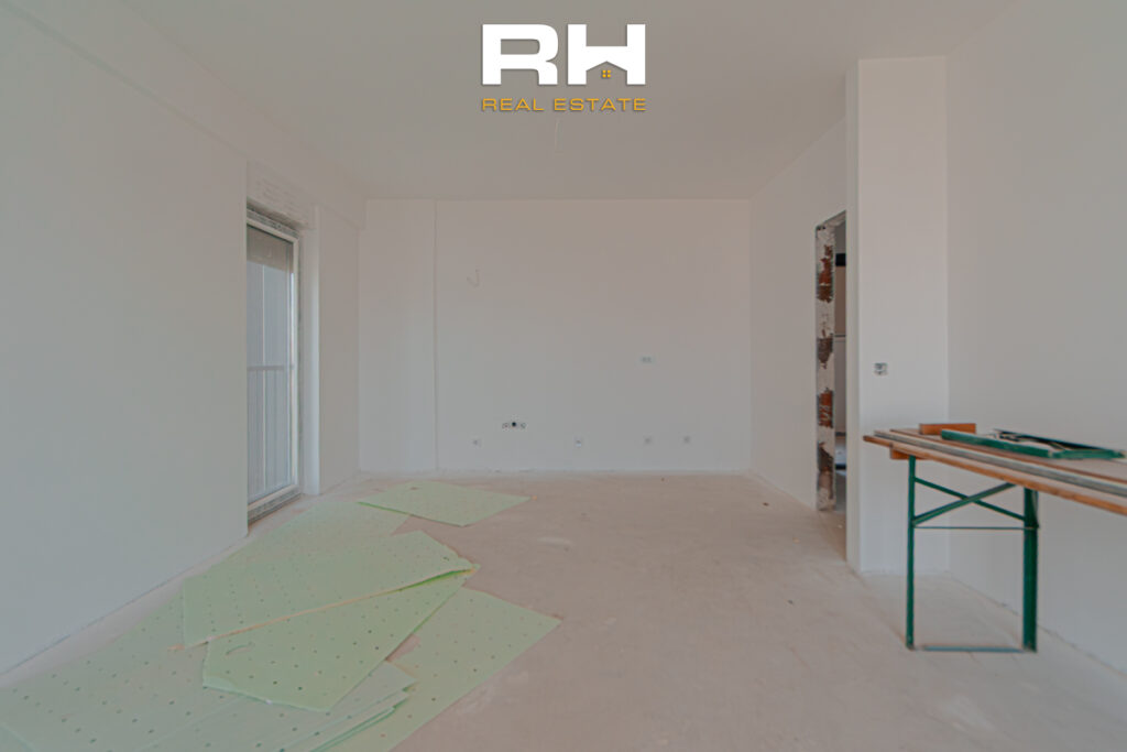 Banesë 66.6m² për SHITJE te Rruga A
