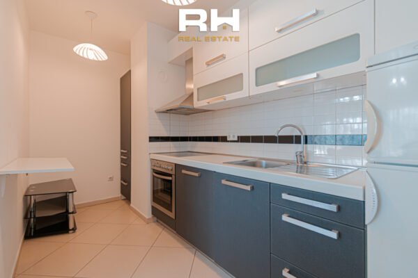 Banesë 72m² me #QIRA te Rruga C