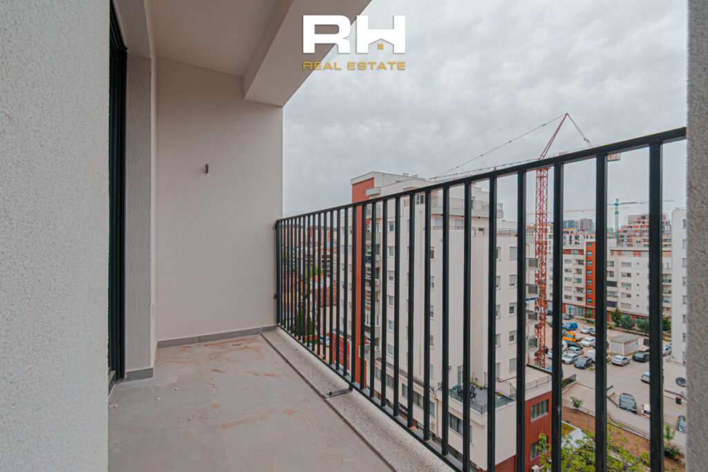 Banesë – Zyre 54m² me #QIRA në Emshir
