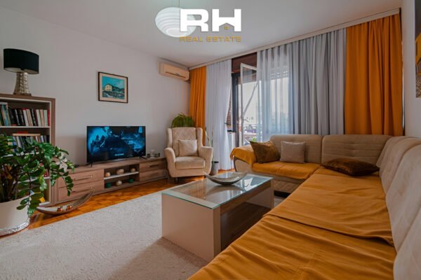 Banesë 92m² neto në #SHITJE në Ulpianë