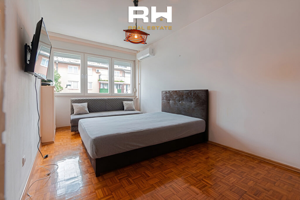 Banesë 92m² neto në SHITJE në Ulpianë