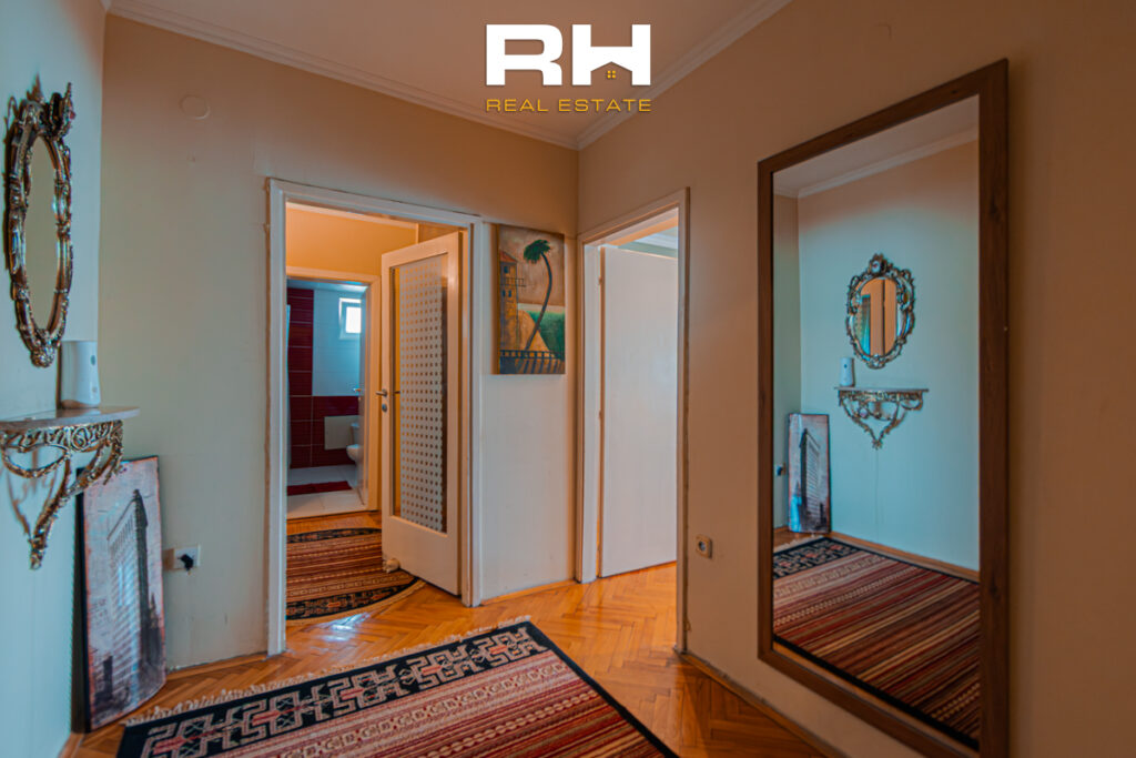 Banesë 150m² + 30m² në SHITJE në Dardani