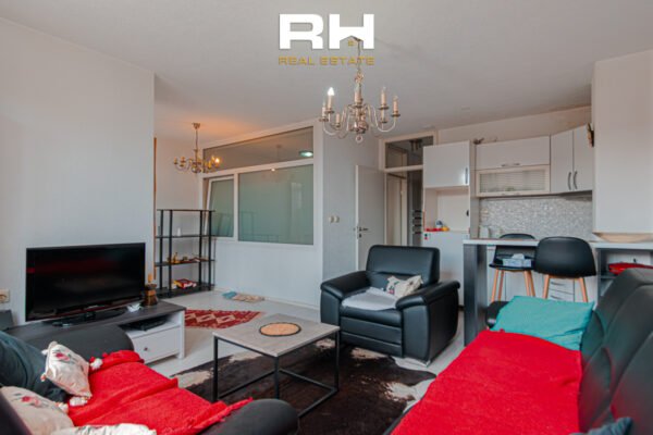 Banesë 45m² me #QIRA në Bregun e Diellit