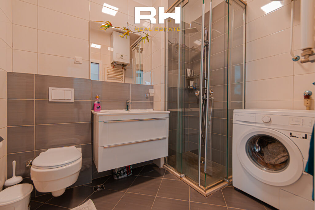 Banesë 86m² me #QIRA në Lakrishtë