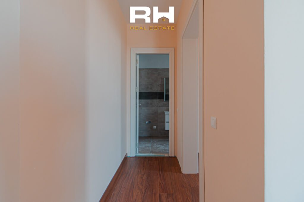 Shtëpi 240m² me #QIRA te Lagjja Qëndresa Home