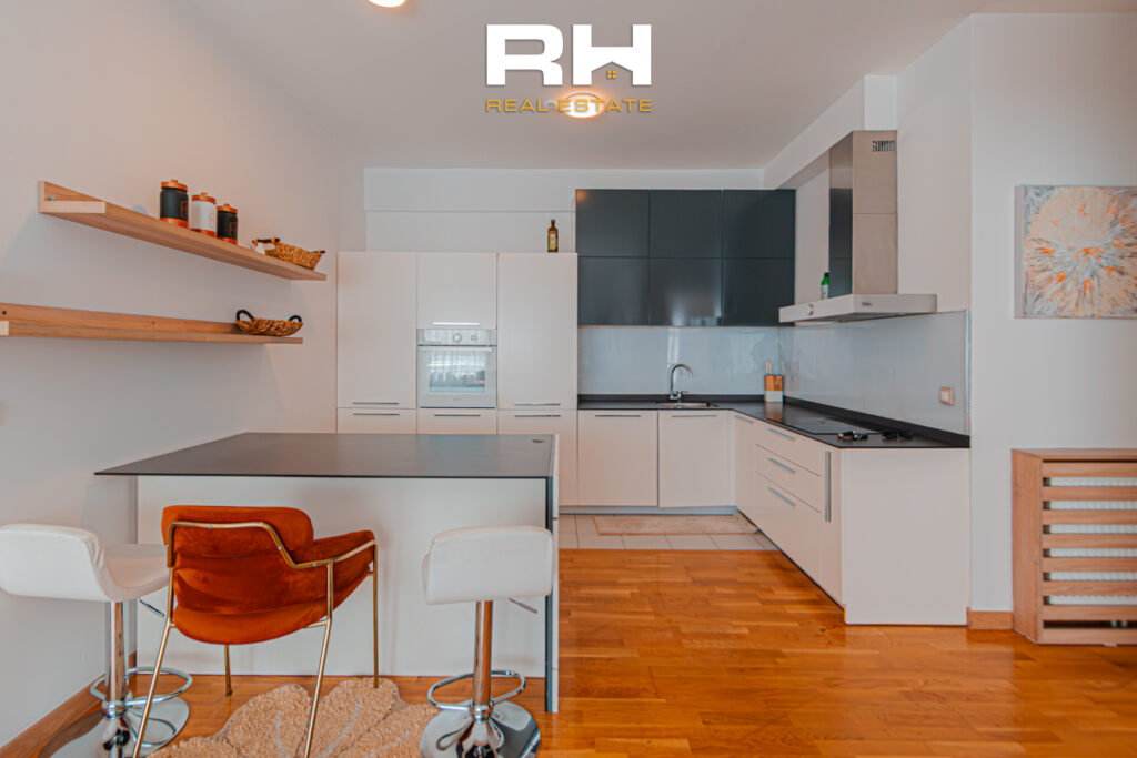 Banesë 86m² me #QIRA në Lakrishtë