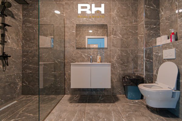 Banesë – Zyre 117m² me #QIRA në Veternik