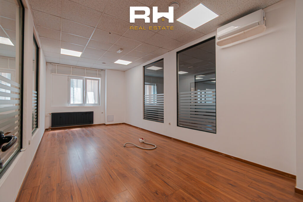 Lokal – Zyre 480m² me #QIRA në Pejton