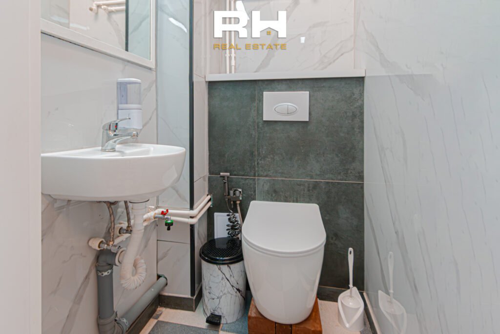 Lokal 21m² me #QIRA te Santea