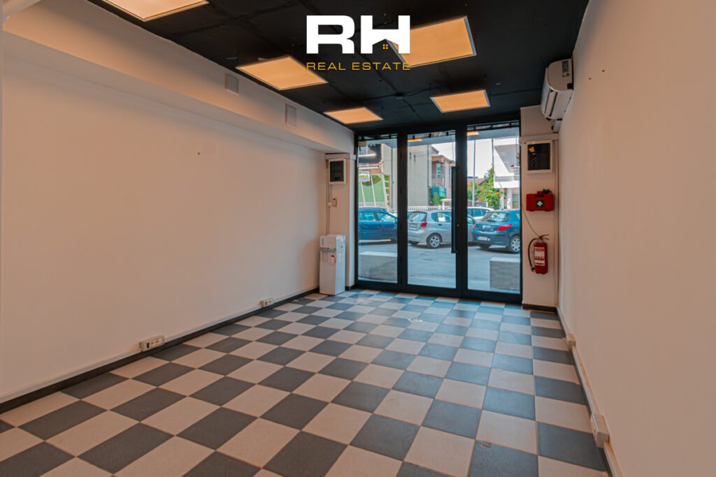 Lokal 21m² me #QIRA te Santea