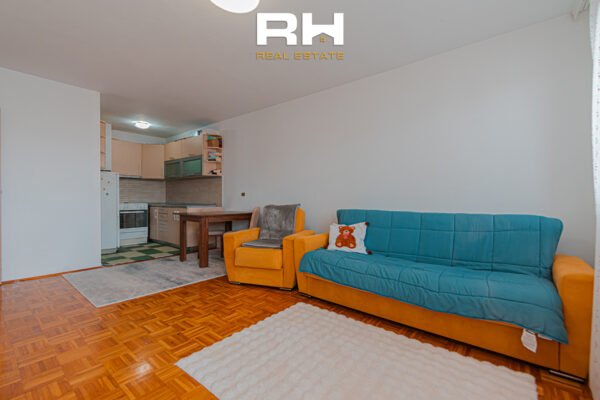 Banesë 57.5m² në #SHITJE te Rruga B