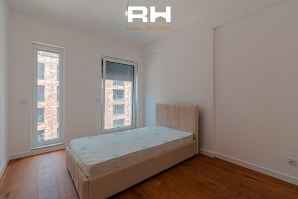 Banesë – Zyre 94m² me #QIRA në Dragodan