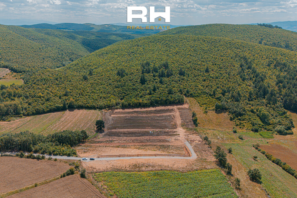 Truall 1.34 Ha për SHITJE në Rimanishtë