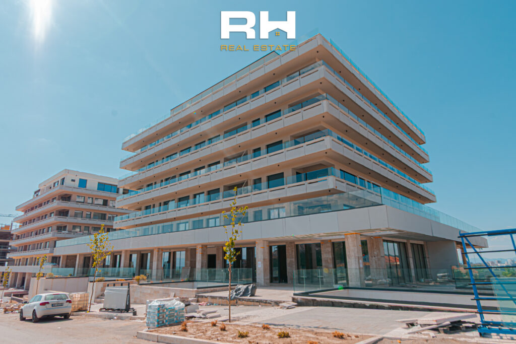Banesë 123m² + 28m² me #QIRA në Marigona Hill