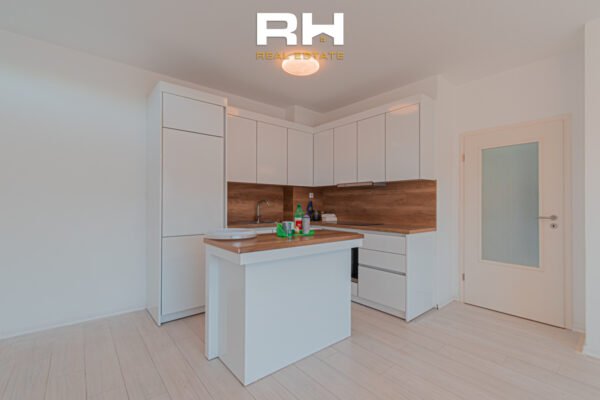 Banesë – Zyre 87m² me #QIRA te Rruga B