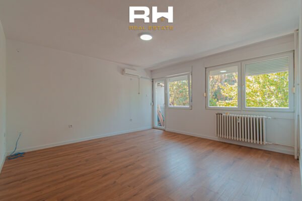 Zyre 80m² me #QIRA në Qendër